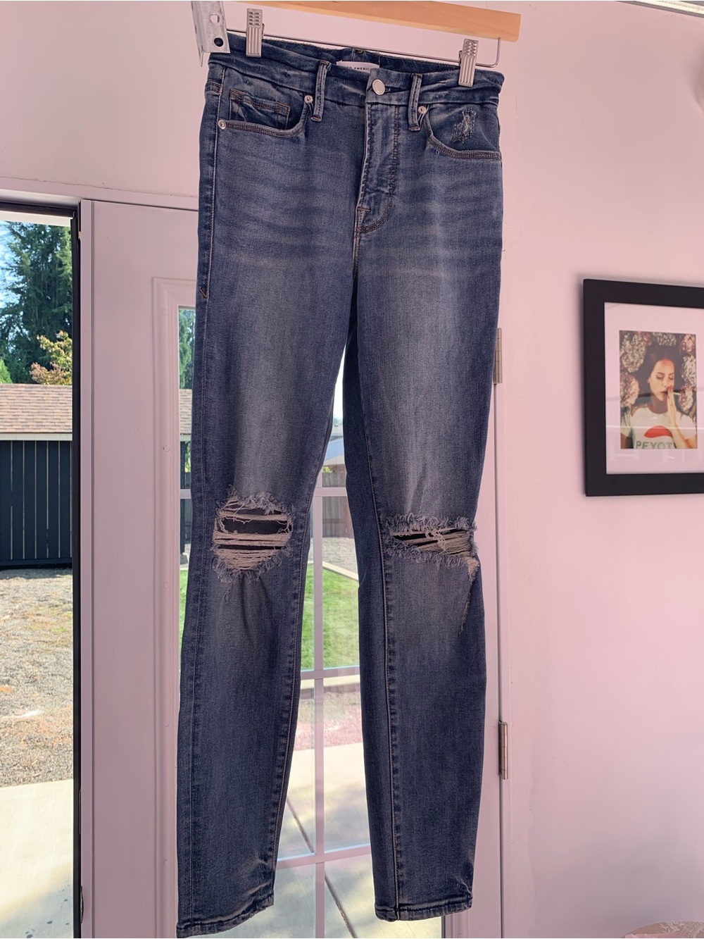 Good American Slim Straight Jeans - Washed Dark Blue
